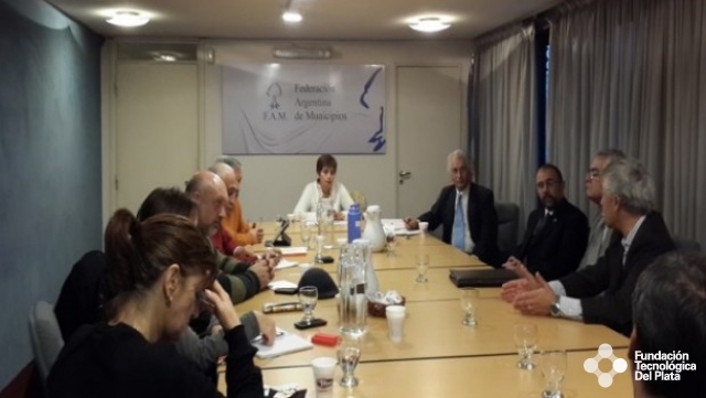  LA FAM ARTICULA POLÍTICAS DE PRODUCCIÓN CON UNIVERSIDADES. Imagen Miniatura